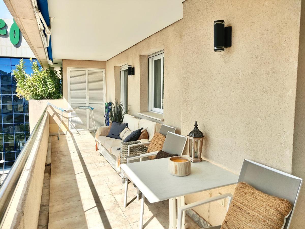 Exclusive Puerto Banus Beach Apartment Free Parking Wifi & Swimming Pool Marbella Bagian luar foto