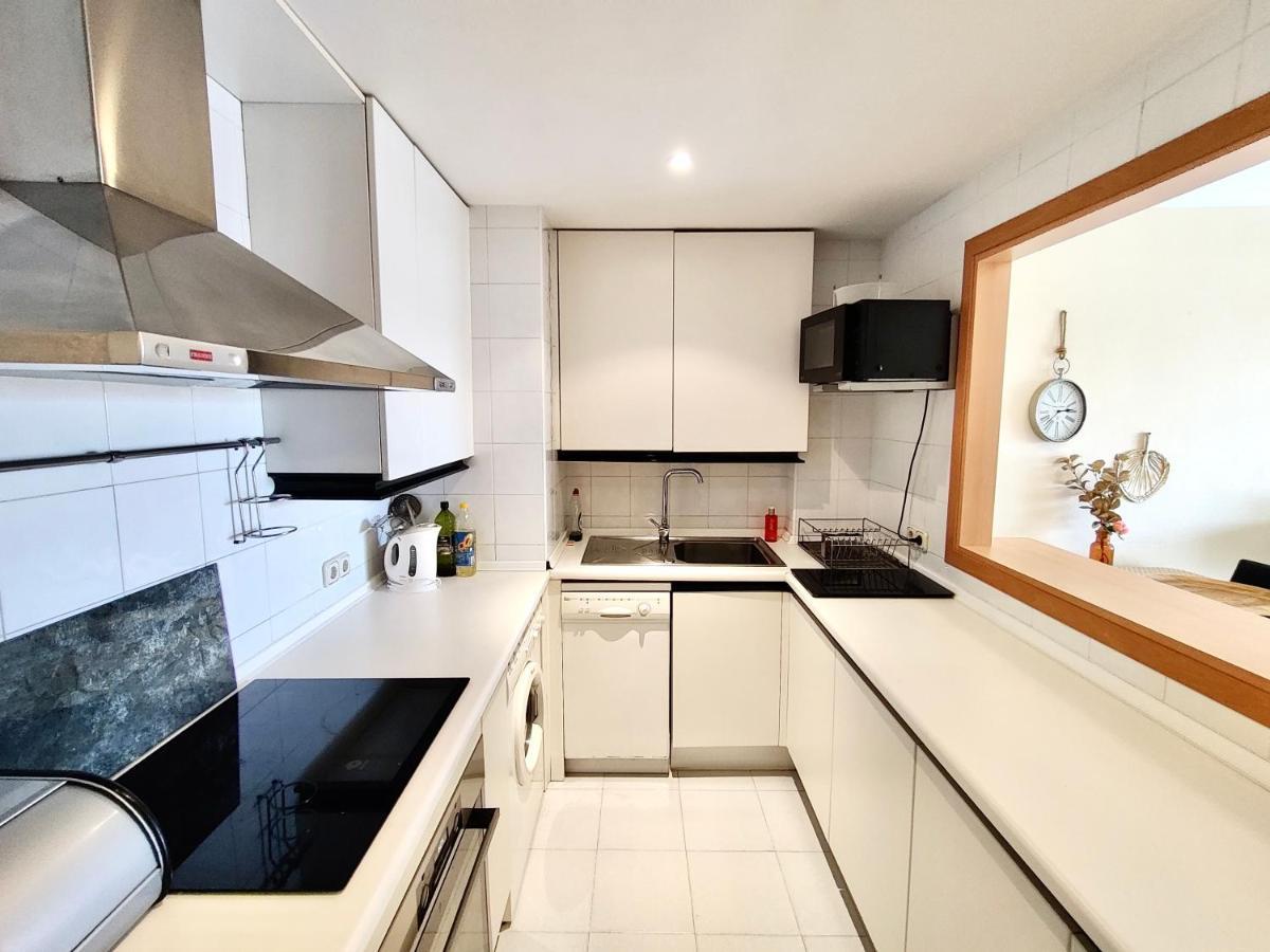 Exclusive Puerto Banus Beach Apartment Free Parking Wifi & Swimming Pool Marbella Bagian luar foto