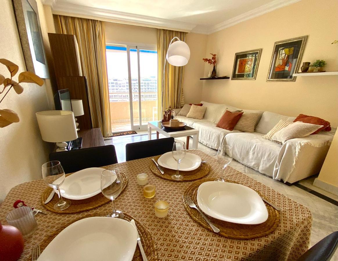 Exclusive Puerto Banus Beach Apartment Free Parking Wifi & Swimming Pool Marbella Bagian luar foto